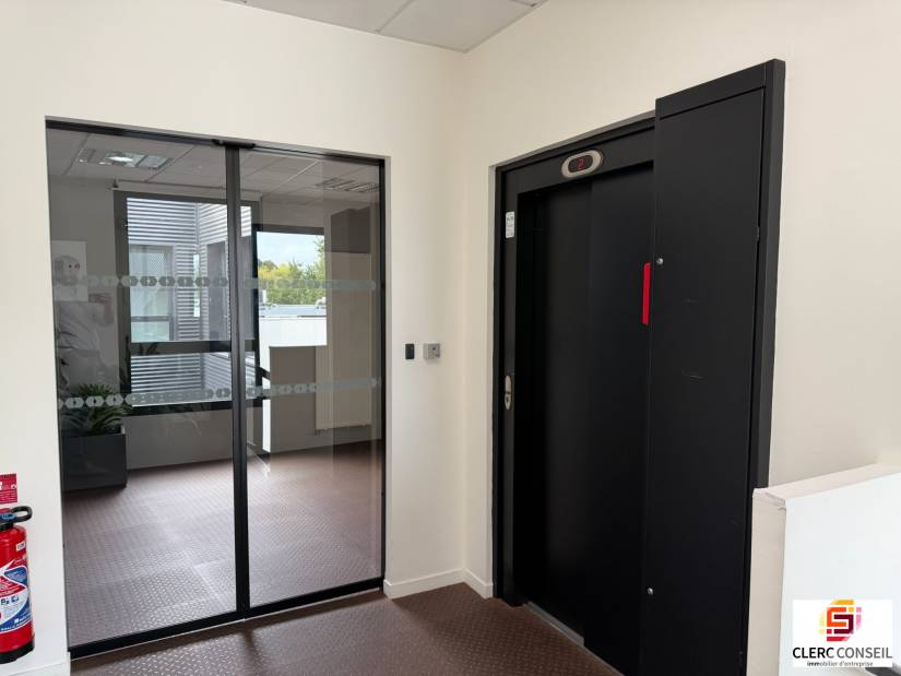 Location - Bureaux 40m² - Mont-saint-aignan