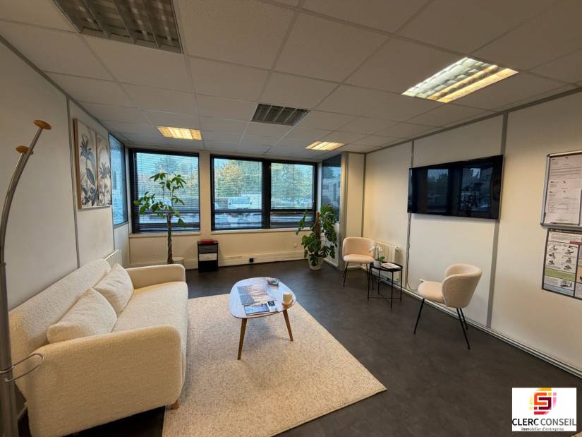 Location - Bureaux 165m² - Bois-guillaume
