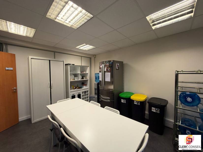 Location - Bureaux 165m² - Bois-guillaume