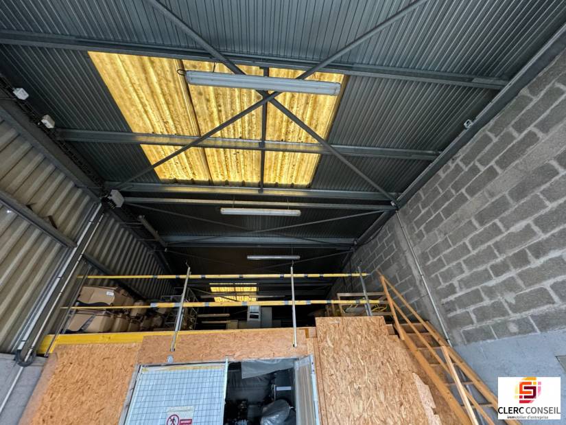Location - Local d'activité 151m² - Le petit-quevilly