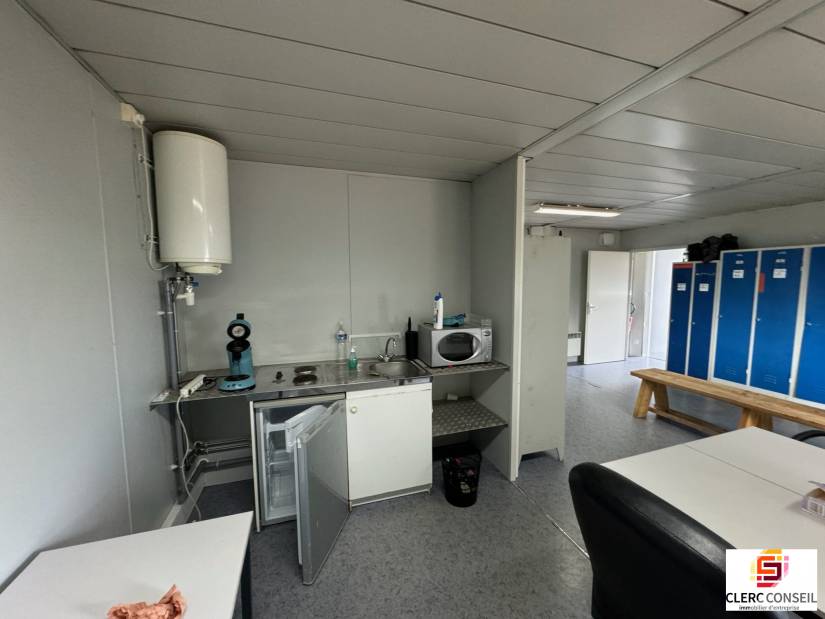 Location - Local d'activité 151m² - Le petit-quevilly